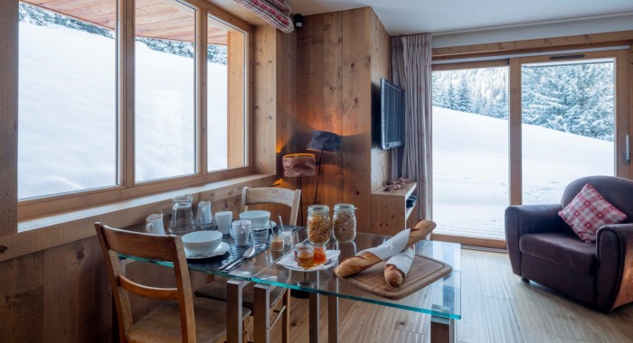 Chalet Les Marmottes (Scalottas Lodge), Courchevel 1650 ski chalet, image 3